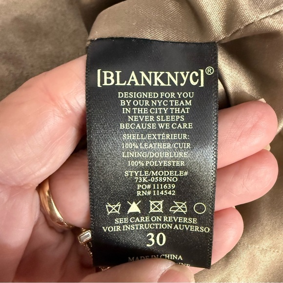 Blank NYC camel suede mini skirt size 30 - Picture 8 of 9